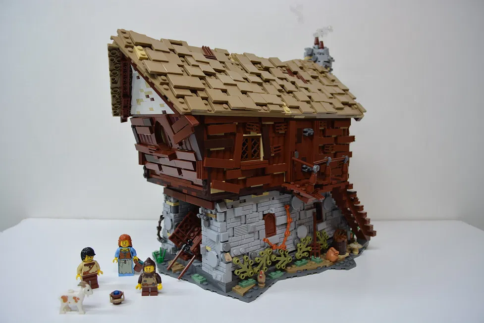 new Medieval LEGO kit? - Medievalists.net
