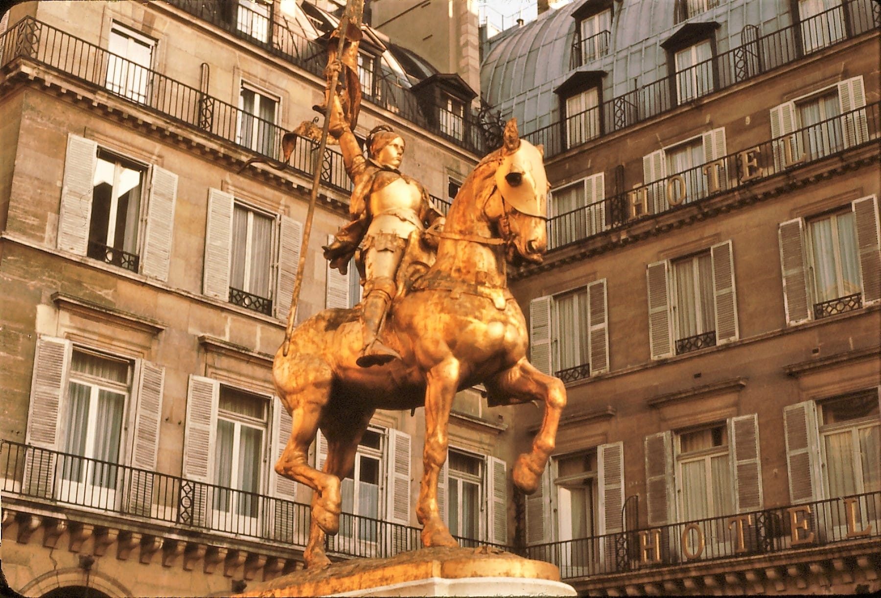 Joan of Arc: The Feminine and the Masculine - Medievalists.net